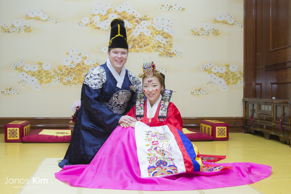 Brendan és Wulee koreai-amerikai esküvője